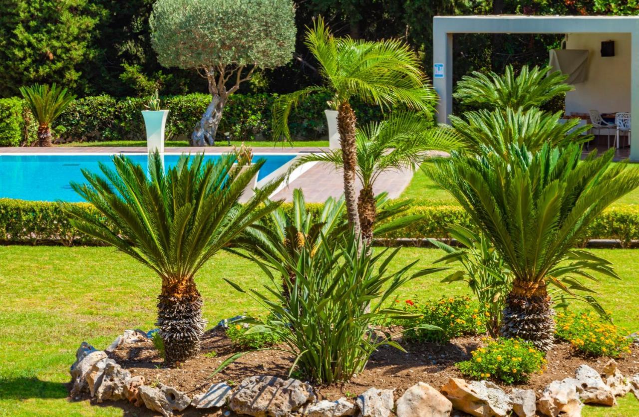 Bella Foresta Villa *